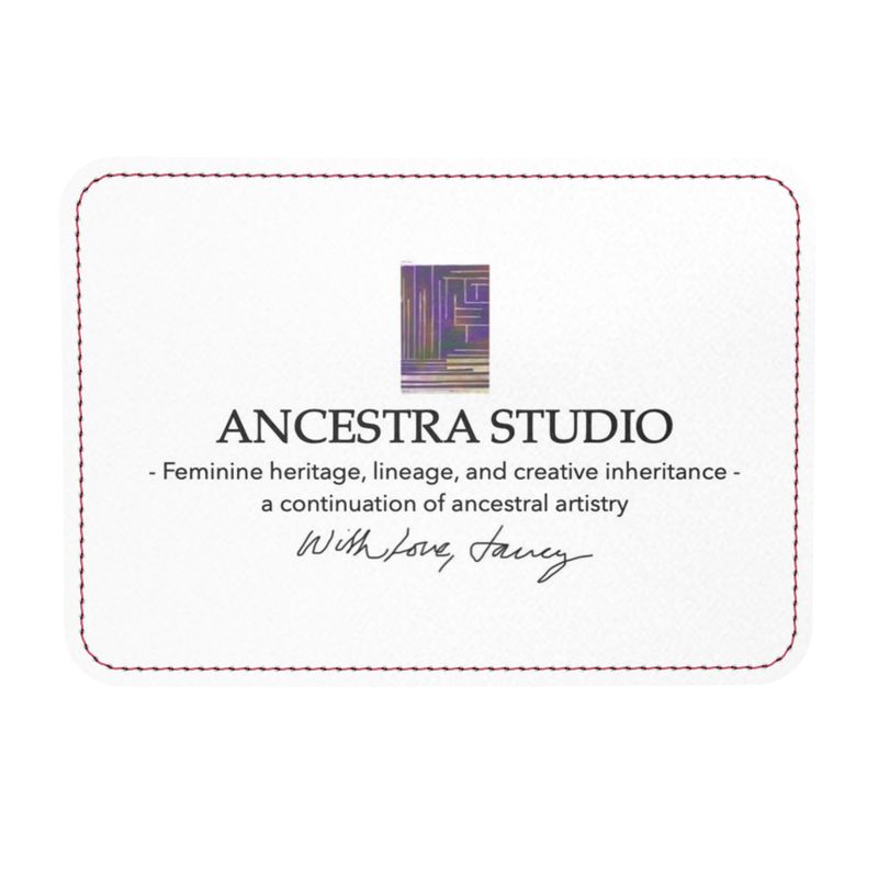 The Play Edit: Crossbody Bag With Chain